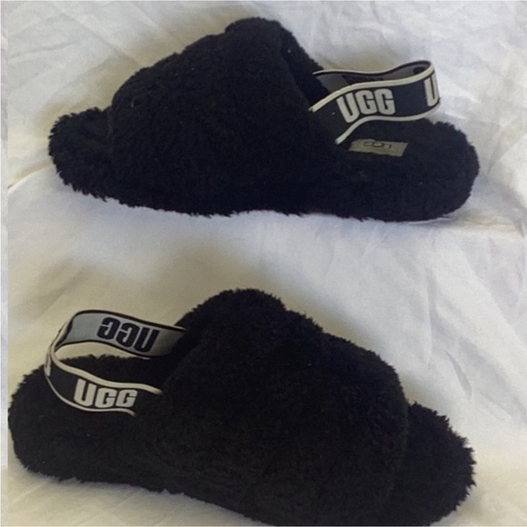 UGG Sandals - Picture 3 of 6